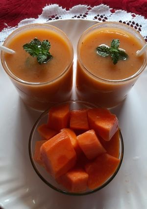 হেলদি স্মুদি (Healthy smoothie recipe in Bengali) রেসিপির প্রধান ছবি