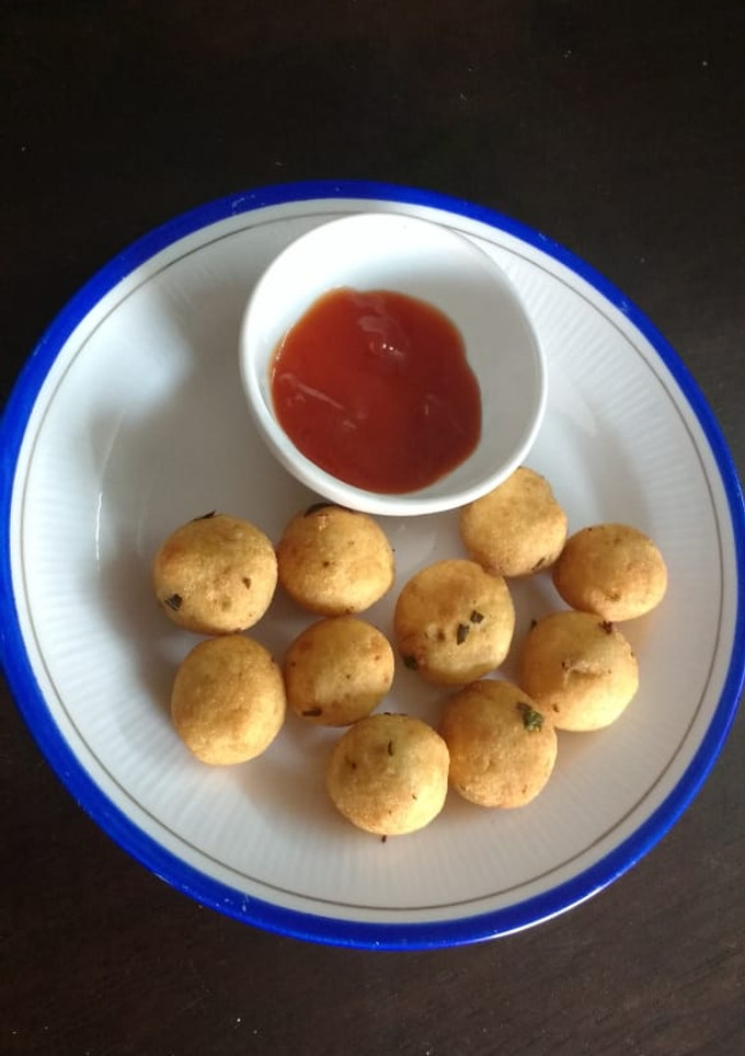 உருளைக்கிழங்கு வேர்கடலை போண்டா செய்முறை முக்கிய புகைப்படம்