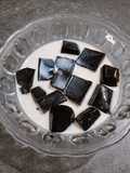 Healthy Grass Jelly with Milk