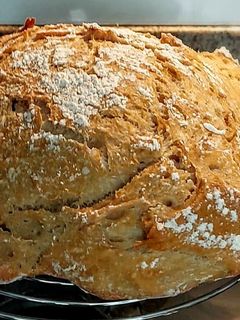 Una foto de PAN🥐CASERO, sin Amasar...‼️