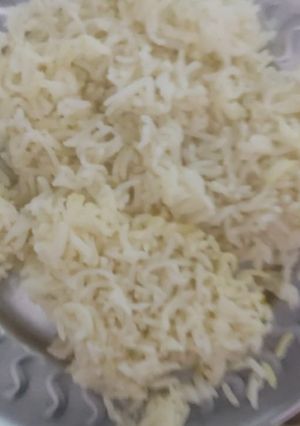 A picture of Boil rice.
