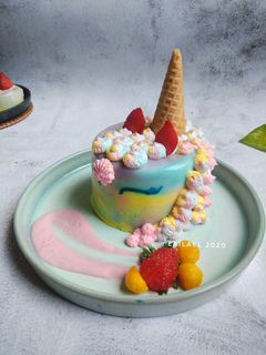 Foto resep Unicorn Pudding Cake with Vla Strawberry