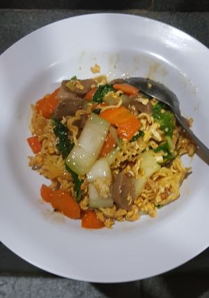 Foto resep Ifumi Simple - mi instant ala anak kost 3 bahan