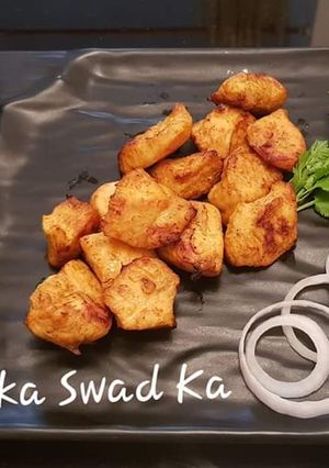 A picture of Chicken tikkas.