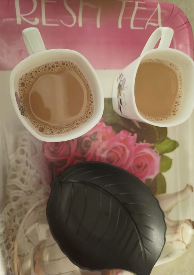 अदरक वाली चाय (Adrak wali chai recipe in hindi) रेसिपी मुख्य फोटो