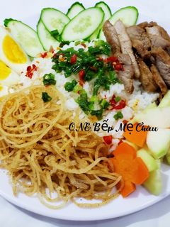 Hình của món Cơm thịt khìa (kiểu cơm tấm Long Xuyên).