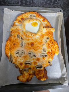 Una foto de Pizza casera minion