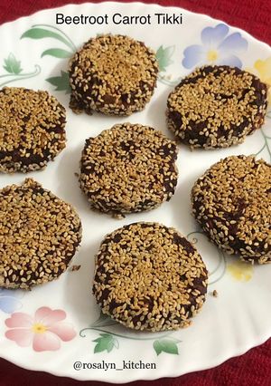 A picture of Beetroot Carrot Tikki.