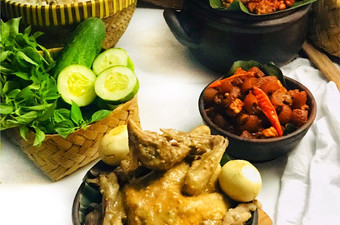 Cara Gampang Menyiapkan Ingkung Ayam Kampung komplit (Hidangan kerajaan mataram) Ekonomis Untuk Jualan