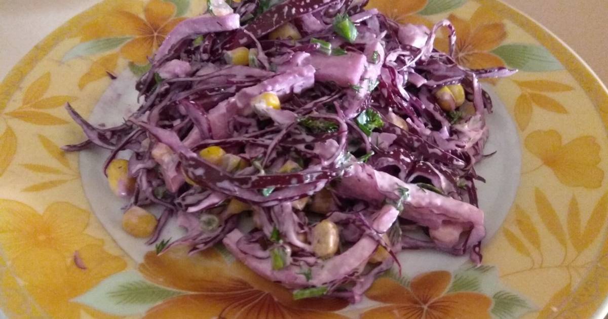 Салат из краснокочанной капусты и курицей рецепт с фото