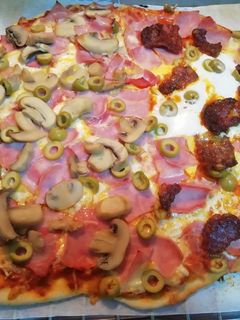 Una foto de Masa de pizza en MCC