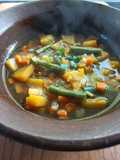 Sopa de verduras (con camote y chauchas)