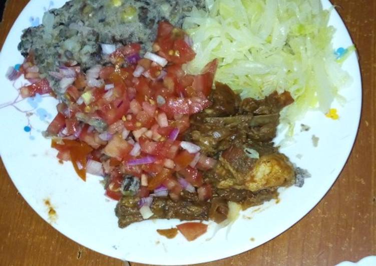 How to Make Quick Mukimo(mashed potatoes, beans and maize)