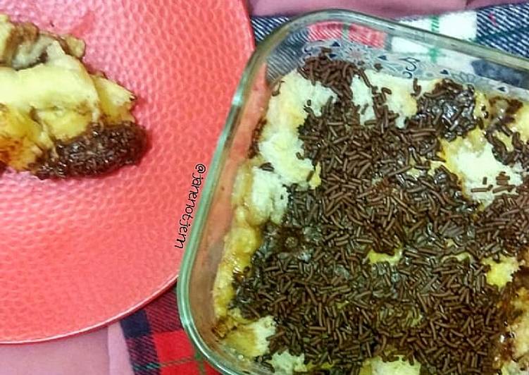 Langkah Menyiapkan Creamy Bread Pudding with Choco (Mpasi 1,5y), Lezat Sekali