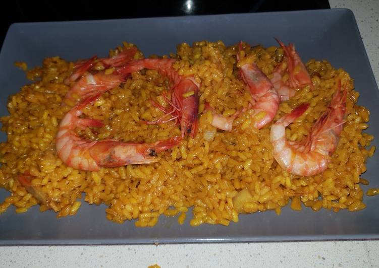 Arroz a parte con caldero de pescado