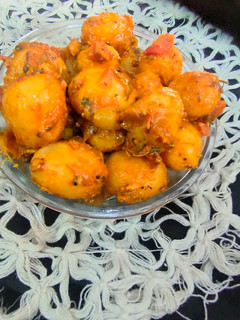 बेबी पोटैटो (Baby potato recipe in Hindi) रेसिपी मुख्य फोटो