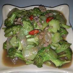 รูปของ Tumis brokoli daging cincang