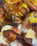 Gà nướng BBQ và sốt cay nhân phô mai kéo sợi