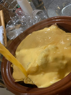 Una foto de Dip de queso cheddar