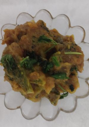 ભરેલા કારેલાનું શાક(Stuff Karela Sabji Recipe In Gujarati) રેસીપી મુખ્ય ફોટો