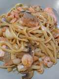 三菇海鲜意大利面 Trio-Mushrooms Seafood Linguine