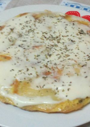 Una foto de Tortilla de papas con queso :)