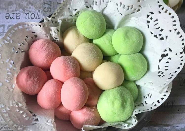 Bola-bola susu (milkyballs)