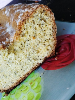 Una foto de Budín de mandarina con semillas de amapola