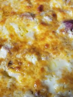 A picture of Cheesy Scalloped Potatoes and Ham.