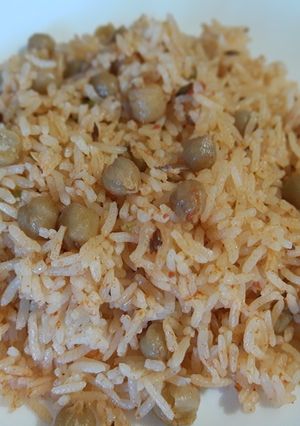 Una foto de Arroz con garbanzos