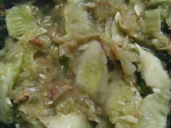 Cara Simple Membikin Resep  Rujak timun yang Menggugah Selera, Enak Banget