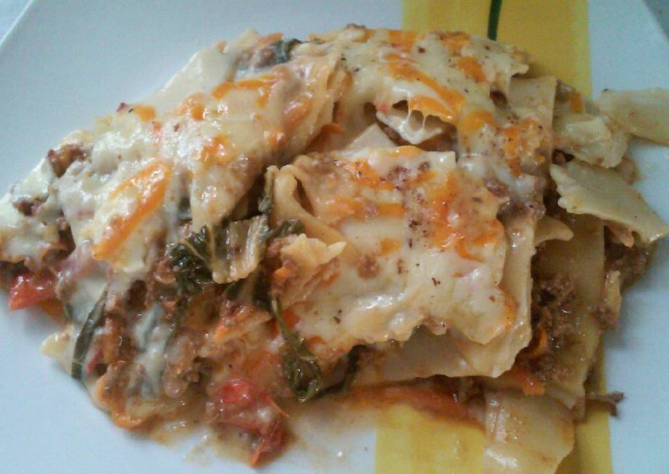 Lasaña con carne y vegetales