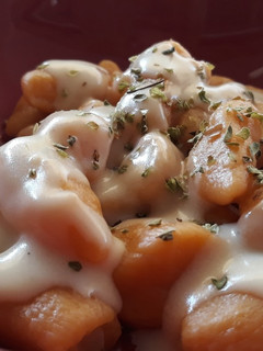 Foto principal de Ñoquis de boniato con salsa de queso