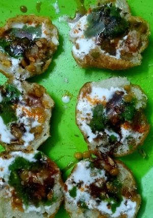 आलू की टिक्की (aloo ki tikki recipe in Hindi) रेसिपी मुख्य फोटो