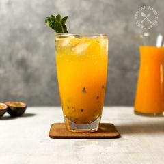Virgin Passion Fruit Mojito A picture of Virgin Passion Fruit Mojito.