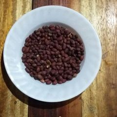 A picture of Cranchy groundnuts.