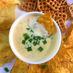 A picture of Easy Homemade Queso Dip/Cheese Sauce.