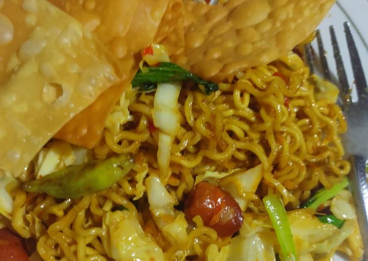 Cara Gampang Menyiapkan Mie Goreng simple yang Lezat