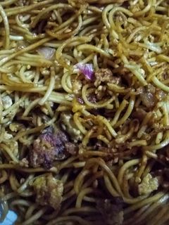 চিকেন চাউমিন(Chicken chow mein recipe in Bengali) রেসিপির প্রধান ছবি
