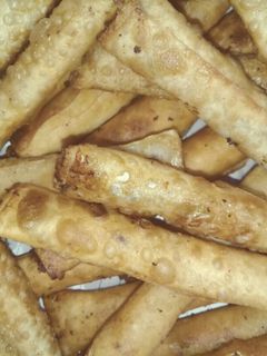 A picture of Crispy potato roll.