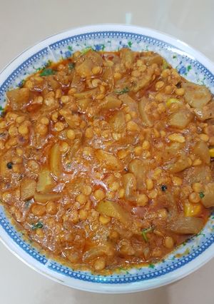 A picture of Kaddu chana daal.