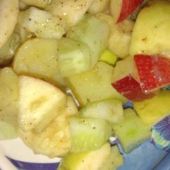 A picture of Mix Fruit chaat.