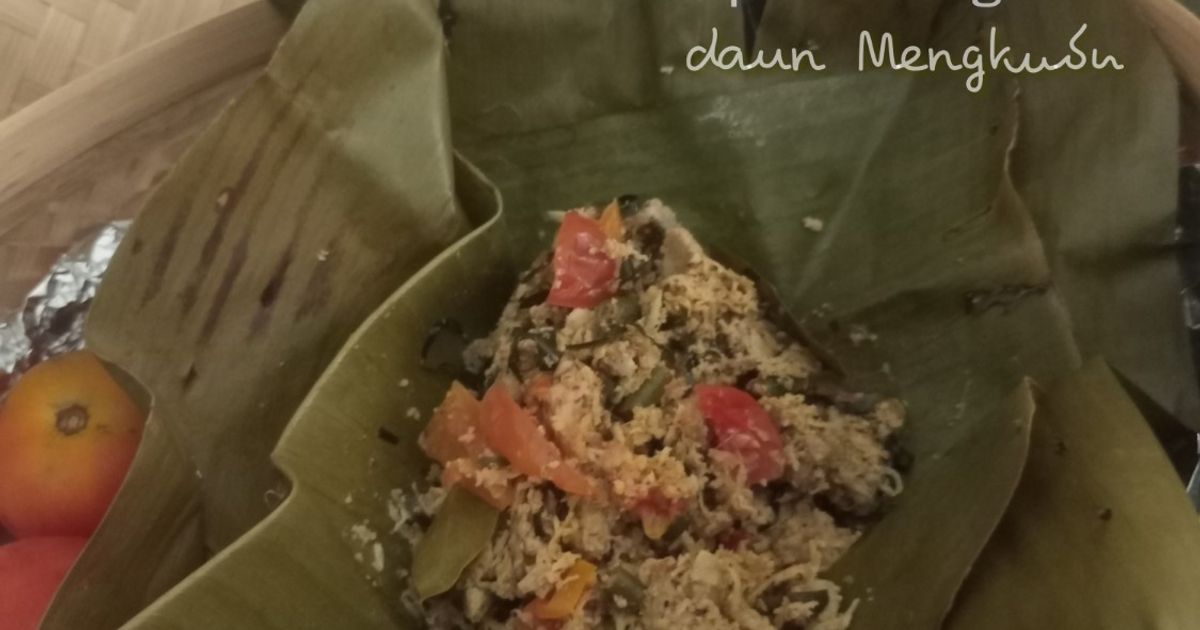 Bothok Tempe Semangit Daun Mengkudu