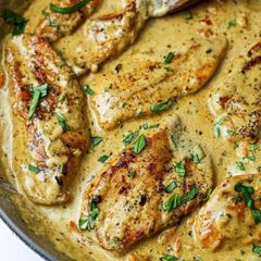 A picture of Marry Me Chicken.