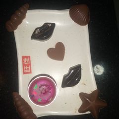 A picture of Chocolate are on a date.