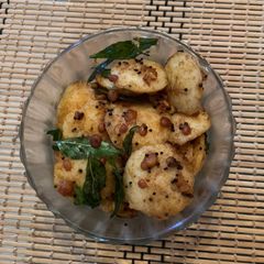A picture of Tadka idli.