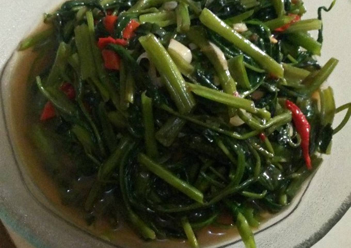 Tumis kangkung saos tiram simple