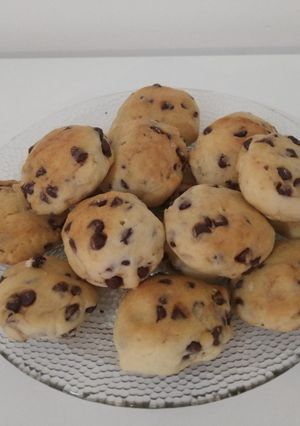 Una foto de Galletitas con chips de chocolate sin manteca | fran cocina