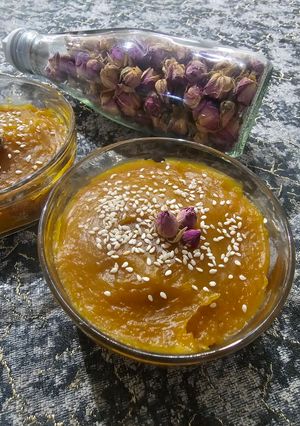 عکسی از دستور حلوا مسقطی عربی 😋😋😋