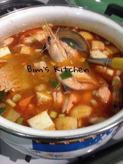 Foto resep Tom Yam Salmon Sup